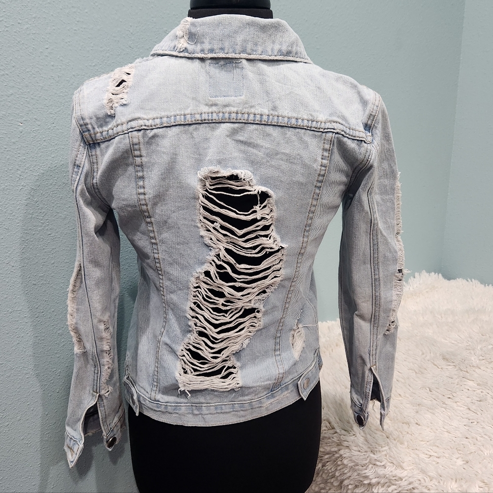 Girls Trendy Shredded Jean Jacket, 8/10